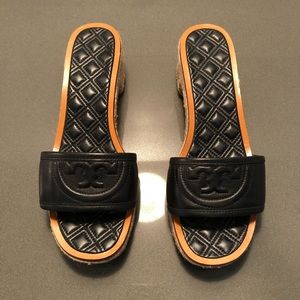 Never worn Tory Burch size 9.5 black slide sandals
